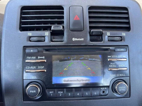 2014 Nissan LEAF S