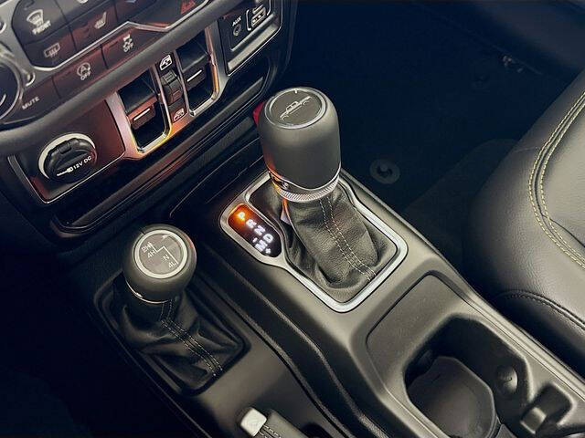 2025 Jeep Gladiator High Tide