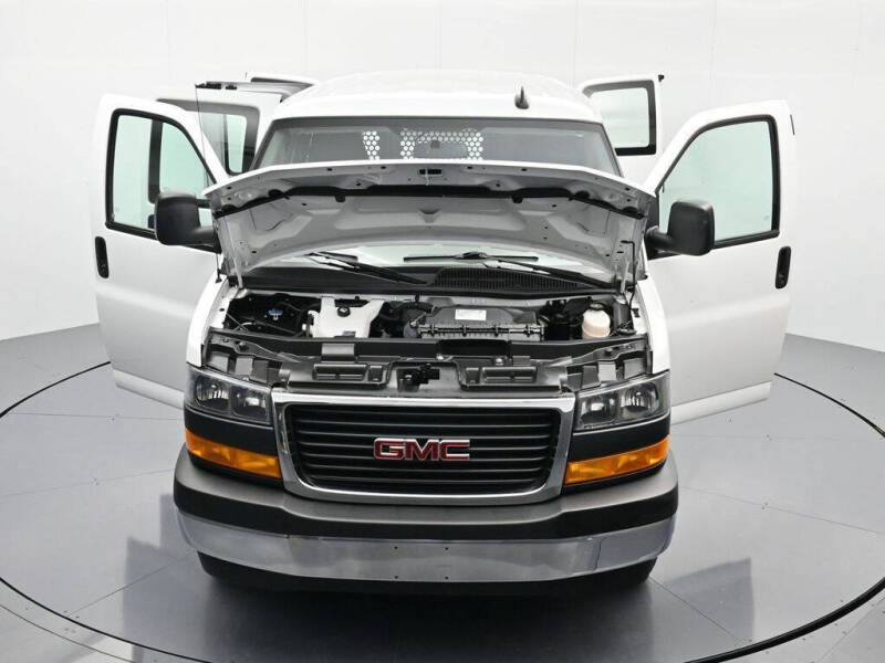 2024 GMC Savana 2500