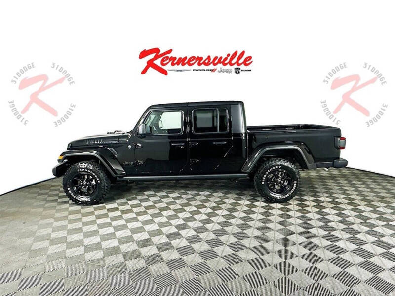 2025 Jeep Gladiator Willys