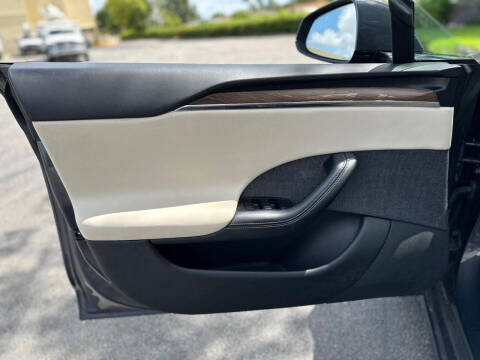 2022 Tesla Model S