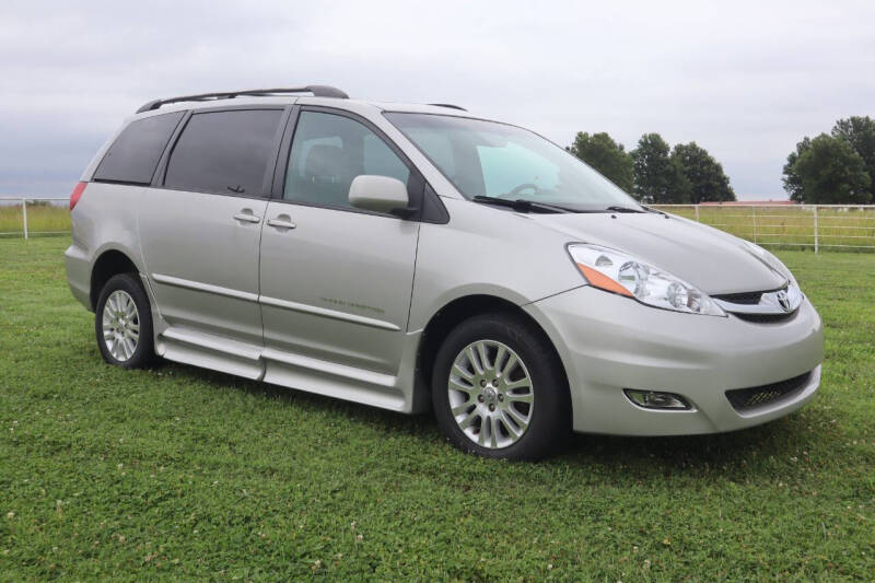 2008 Toyota Sienna XLE