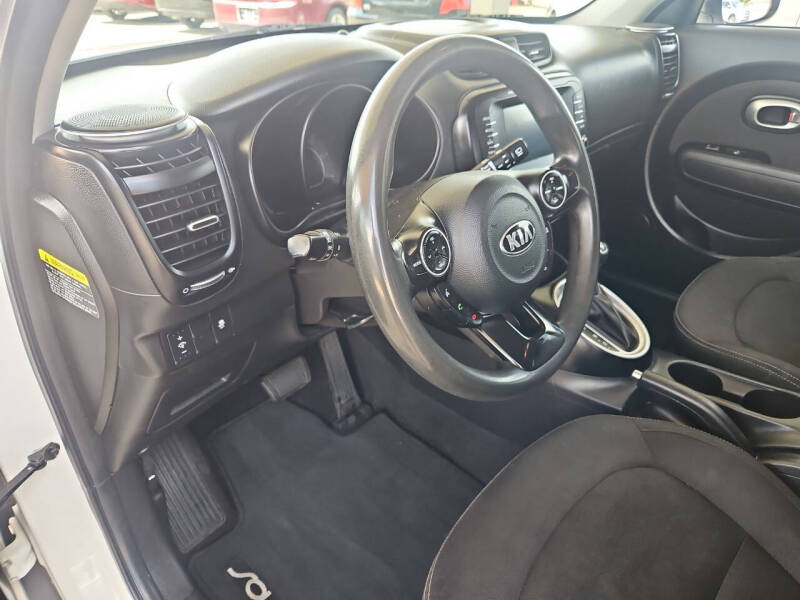 2019 Kia Soul +
