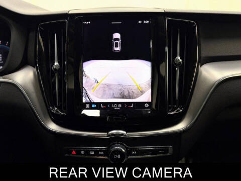 2025 Volvo XC60 B5 Core Dark Theme