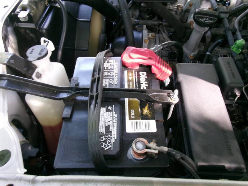 2003 Toyota Sequoia SR5