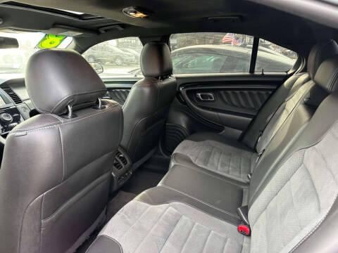 2018 Ford Taurus SHO