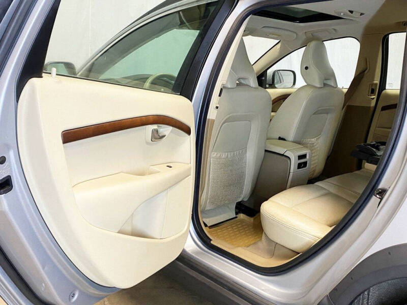 2010 Volvo XC70 3.2