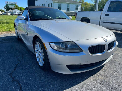 2008 BMW Z4 for sale at Burkholder Motors in Middletown DE