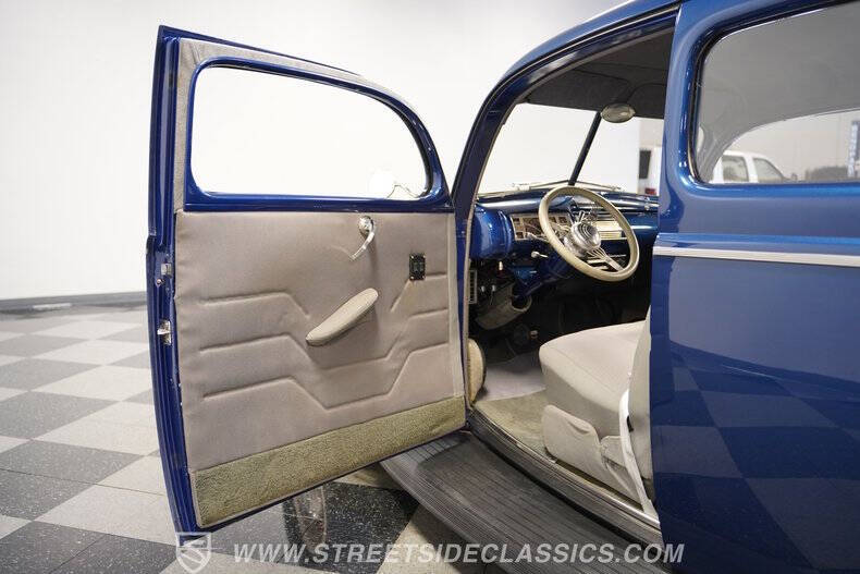 1940 Ford Deluxe