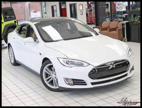 2015 Tesla Model S 90D
