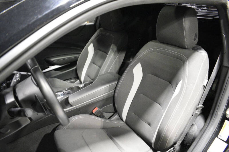 2022 Chevrolet Camaro LT1