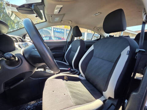 2022 Nissan Versa SV