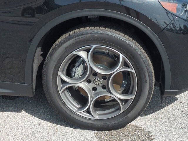 2025 Alfa Romeo Stelvio