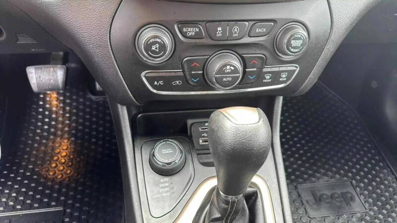 2017 Jeep Cherokee Latitude