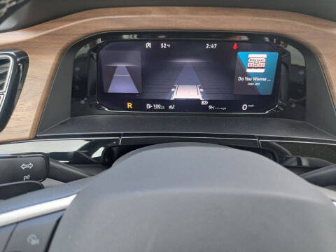 2025 Volkswagen Atlas SE