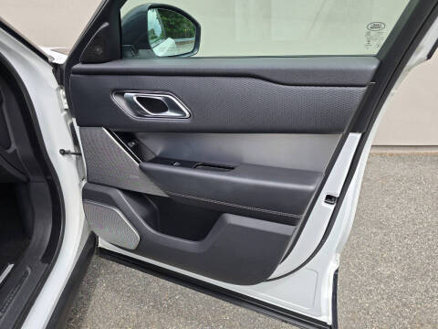 2018 Land Rover Range Rover Velar P250 R-Dynamic SE