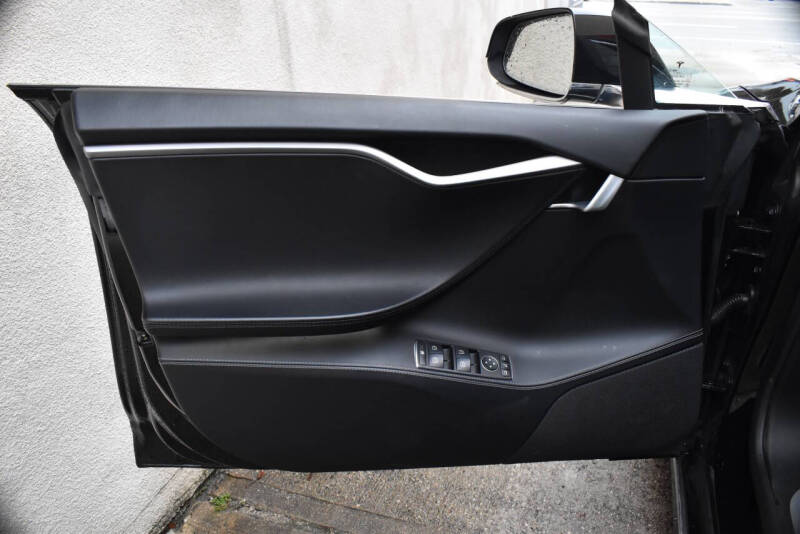 2018 Tesla Model S 75D