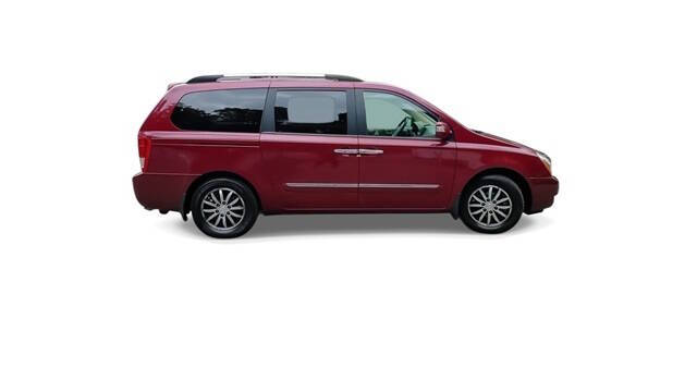 2012 Kia Sedona for sale at Bowman Auto Center in Clarkston, MI