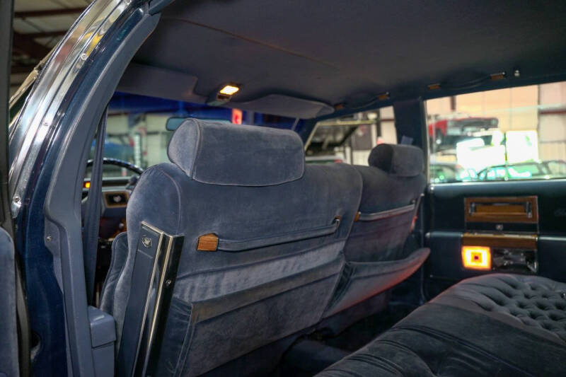 1983 Cadillac Fleetwood Brougham