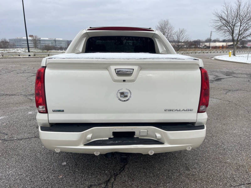 2010 Cadillac Escalade EXT Premium