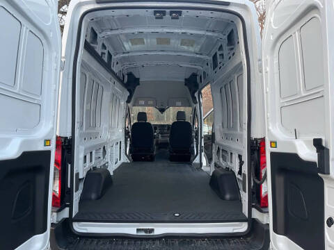 2022 Ford Transit 250