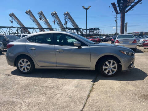 2015 Mazda MAZDA3 i Sport
