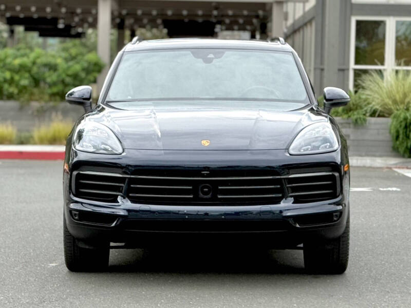 2022 Porsche Cayenne Platinum Edition