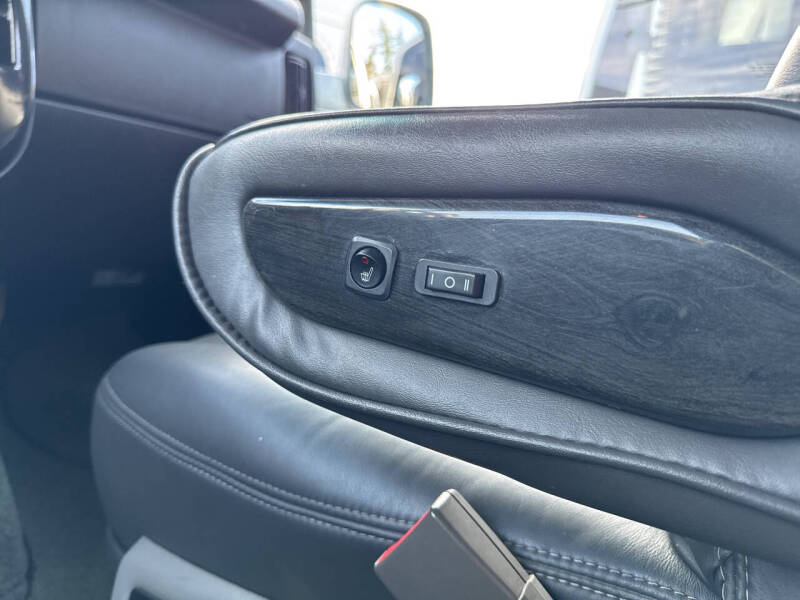 2017 GMC Savana 2500