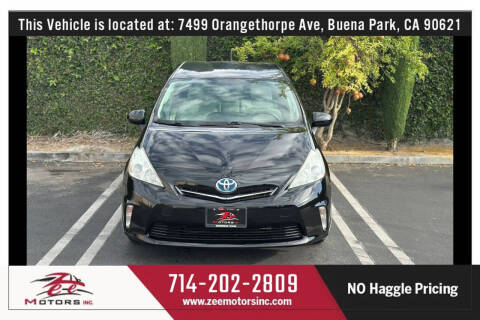 2013 Toyota Prius v Three