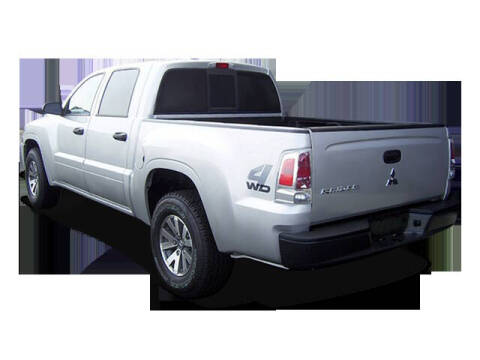 2009 Mitsubishi Raider LS