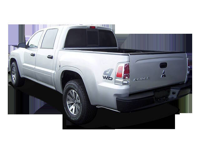 2009 Mitsubishi Raider LS