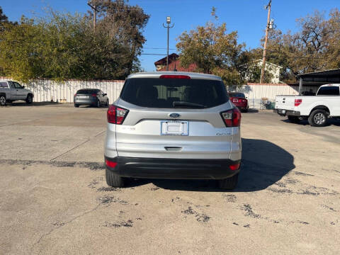 2019 Ford Escape S