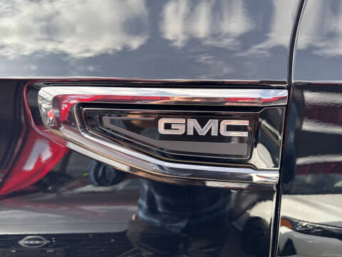 2023 GMC Yukon XL Denali Ultimate