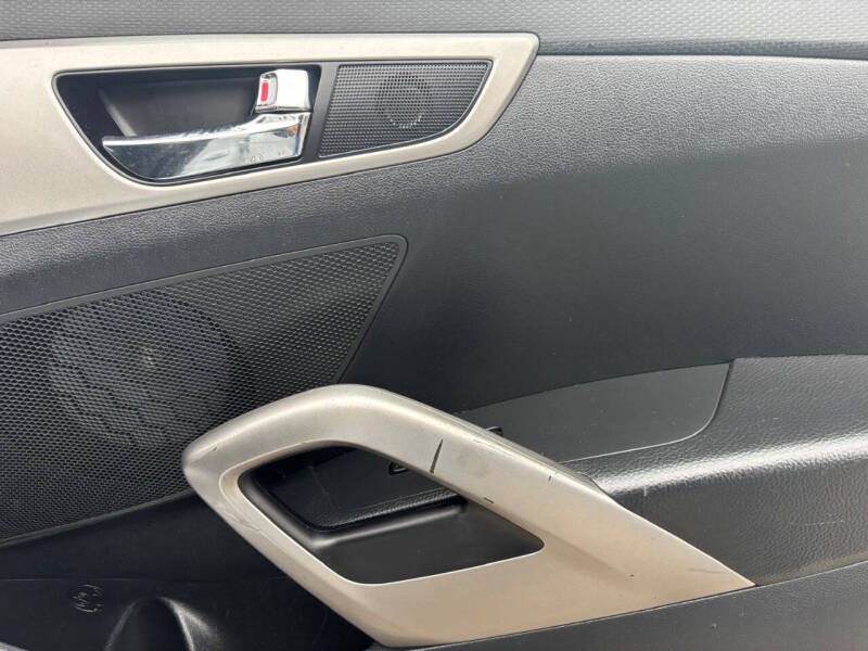 2017 Hyundai Veloster Value Edition