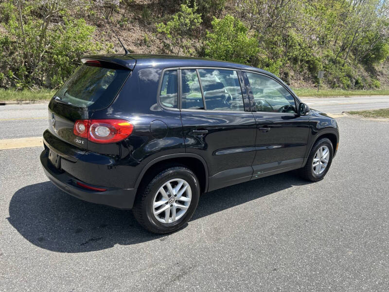 2011 Volkswagen Tiguan S