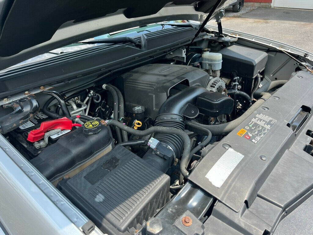 2013 Chevrolet Suburban 50