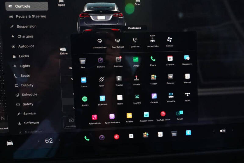 2022 Tesla Model X Plaid