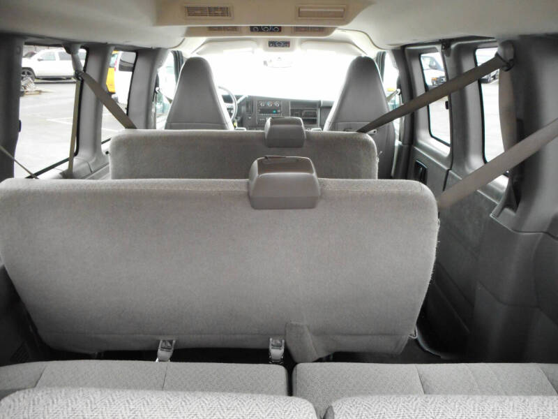 2017 Chevrolet Express LT 3500