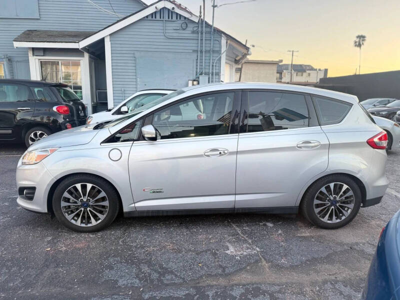 2017 Ford C-MAX Hybrid Titanium