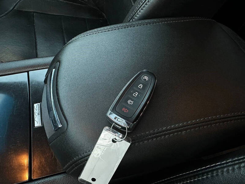 2014 Ford Taurus Limited