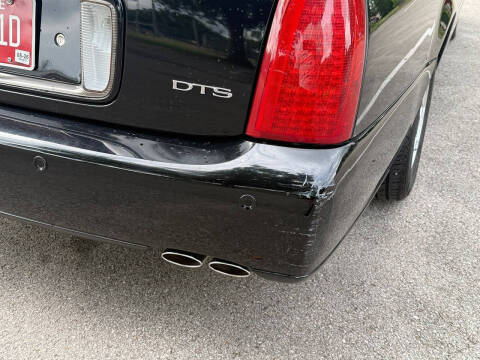 2005 Cadillac DeVille DTS