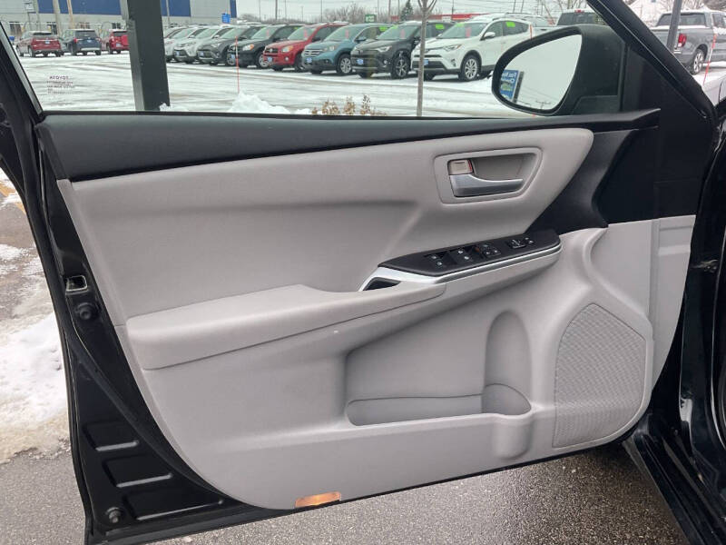 2015 Toyota Camry SE