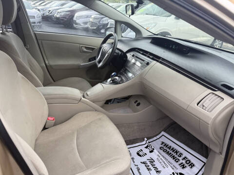 2010 Toyota Prius II