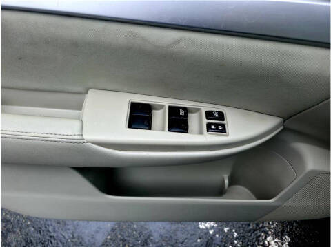 2012 Subaru Outback 2.5i Premium