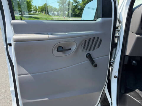 1999 Ford E-150