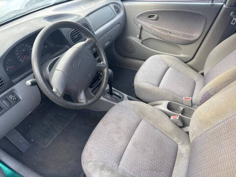 2001 Kia Rio