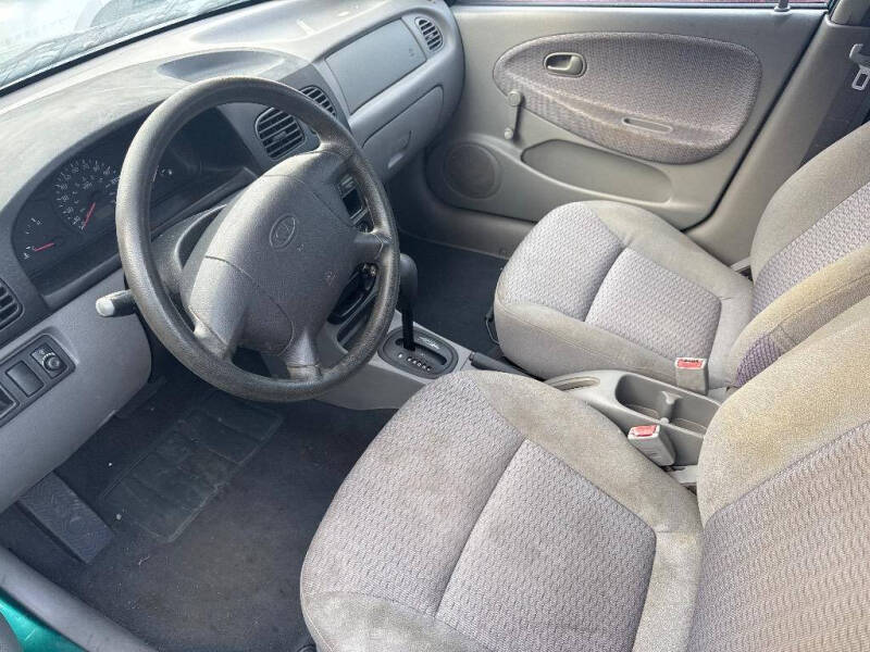 2001 Kia Rio