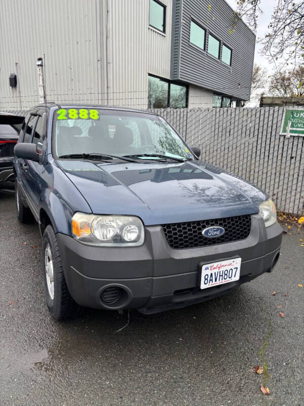 2005 Ford Escape XLS