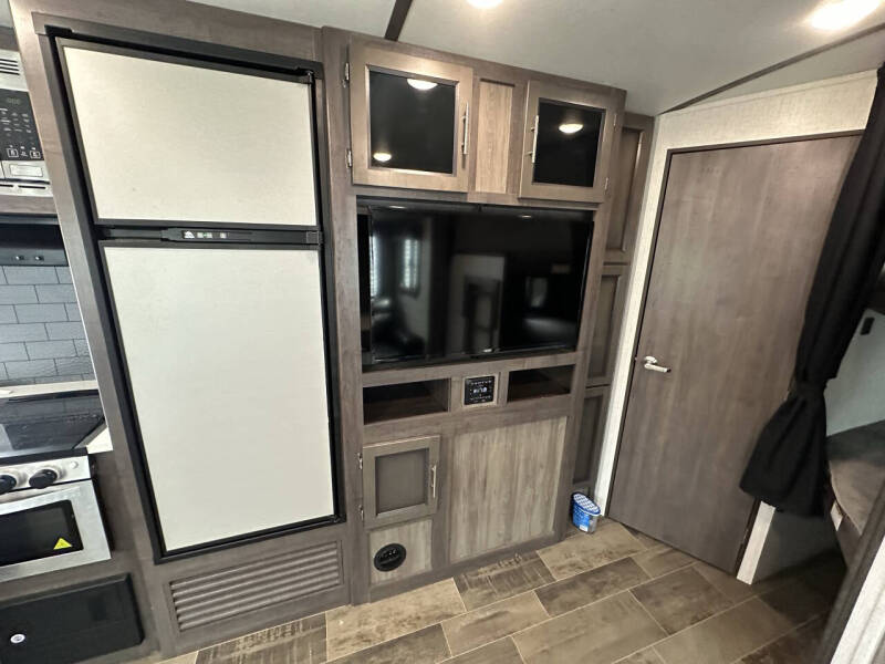 2020 FOR RENT!!  Sunset 272BH