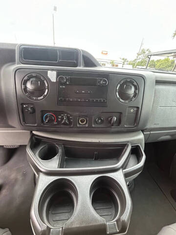 2012 Ford E-Series E-150